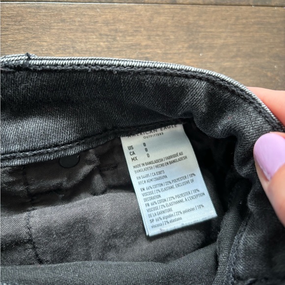 AMERICAN EAGLE NEXT LEVEL STRETCH SHORTIE SHORTS - Picture 3 of 4